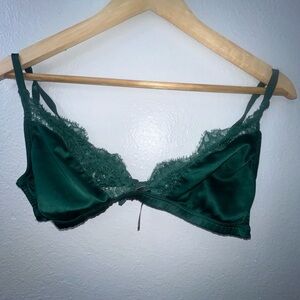Victoria's Secret Emerald Satin Lace Bra